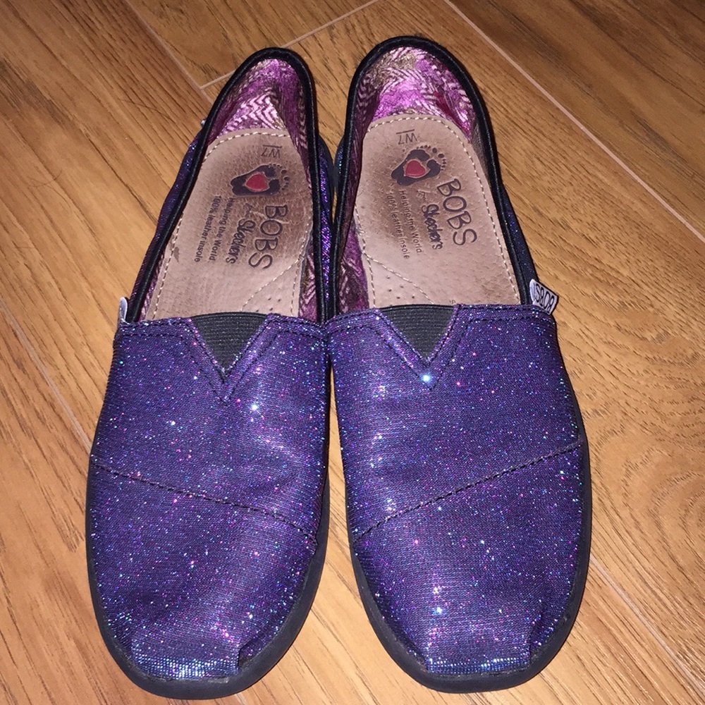 Blue and purple BOBS, size 7. never been worn.